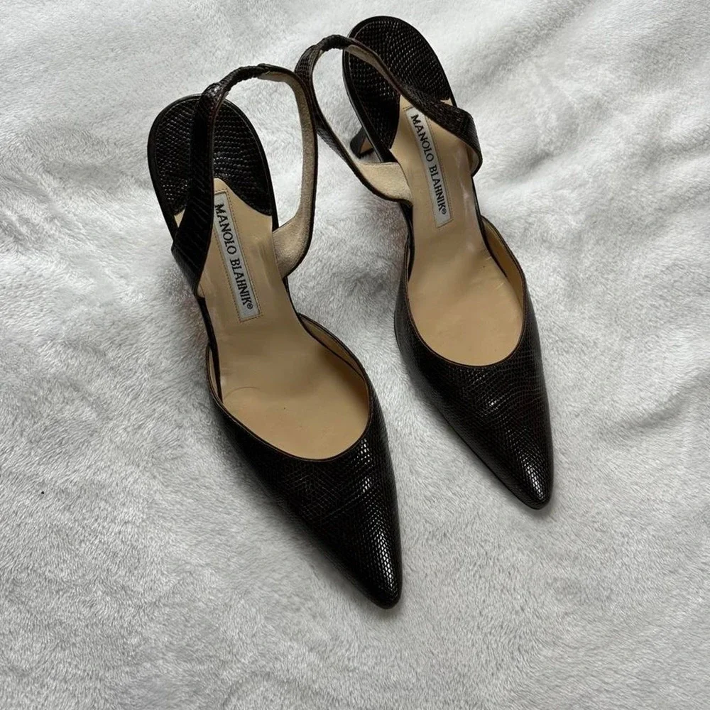 Manolo Blahnik Carolyn brown lizard embossed leather slingback pumps y2k euro
